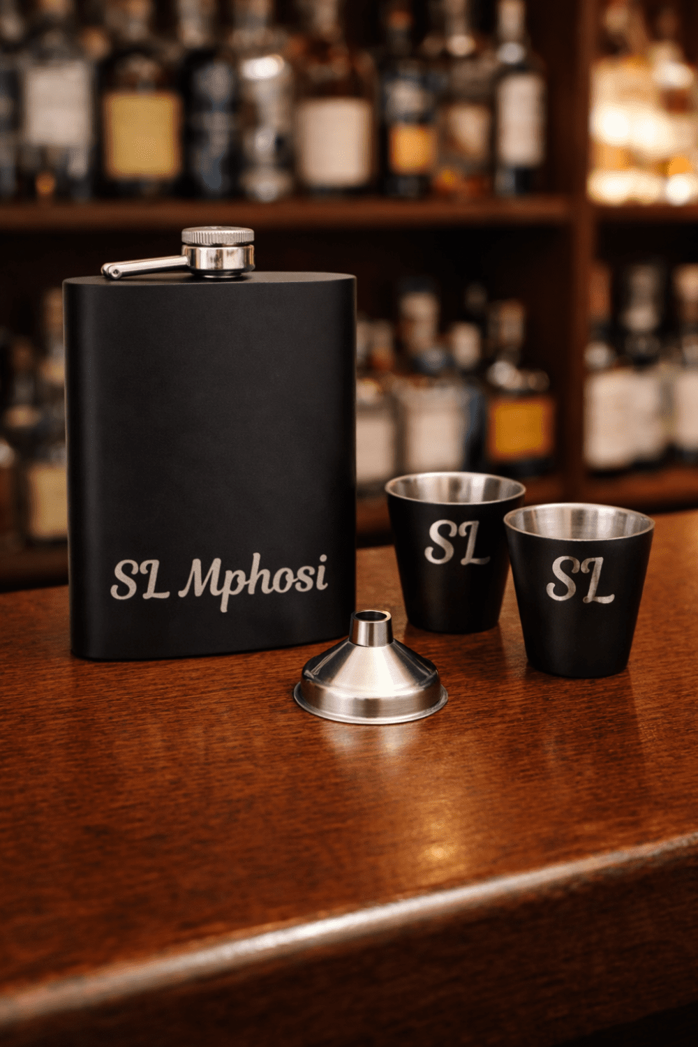 Laser Engraving : 8oz Matte Black Hip Flask Set (with option for us to engrave)