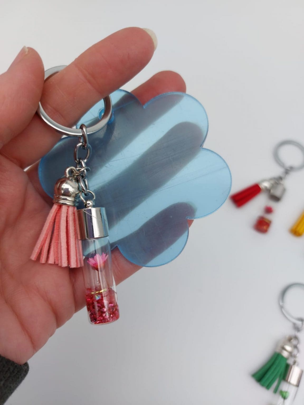 Resinflowersinhandwithdisc Keychain Accessories : Resin Flower Keychains