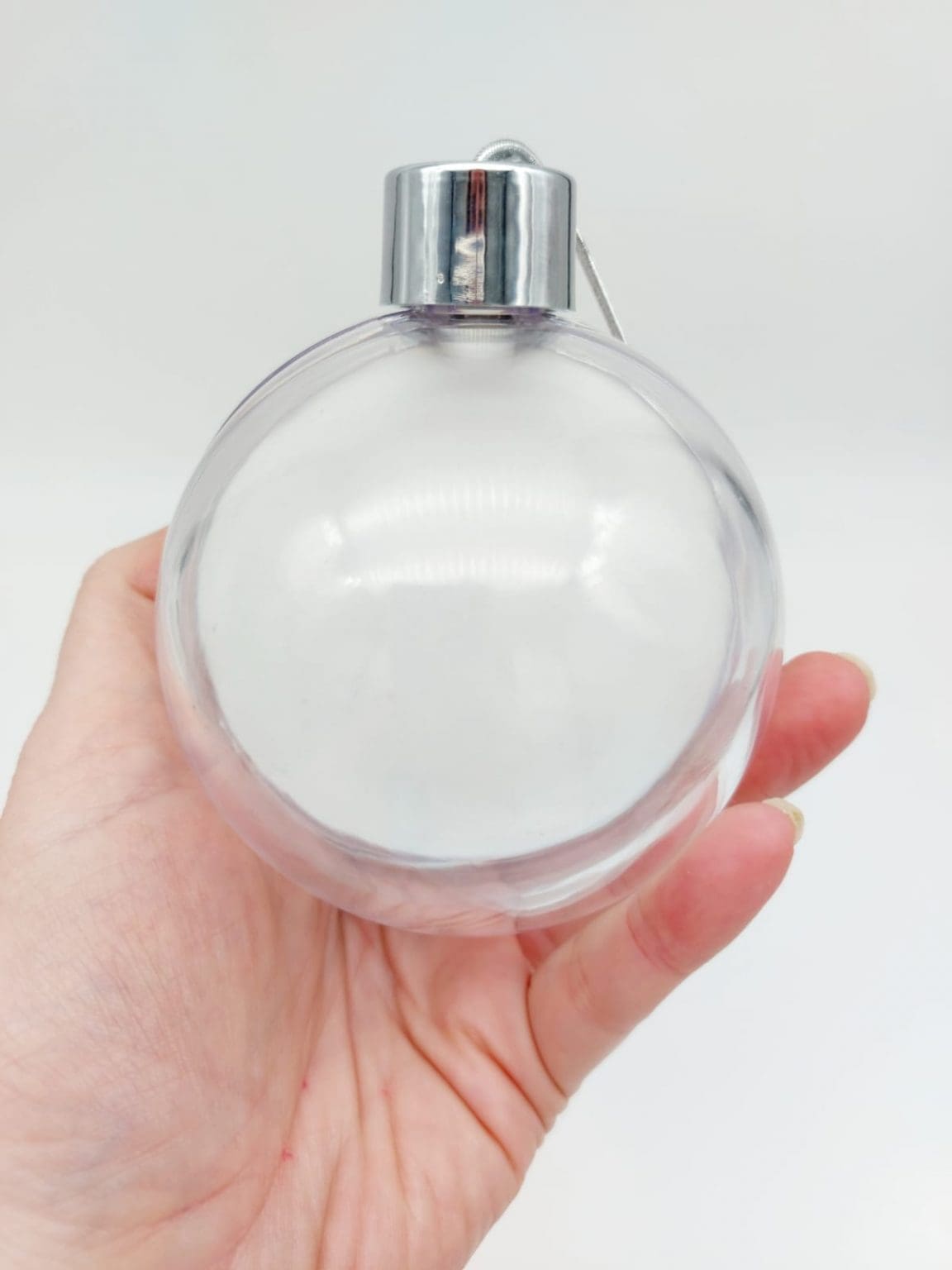 Christmas Blanks : 9cm Clear Bauble Metal Insert