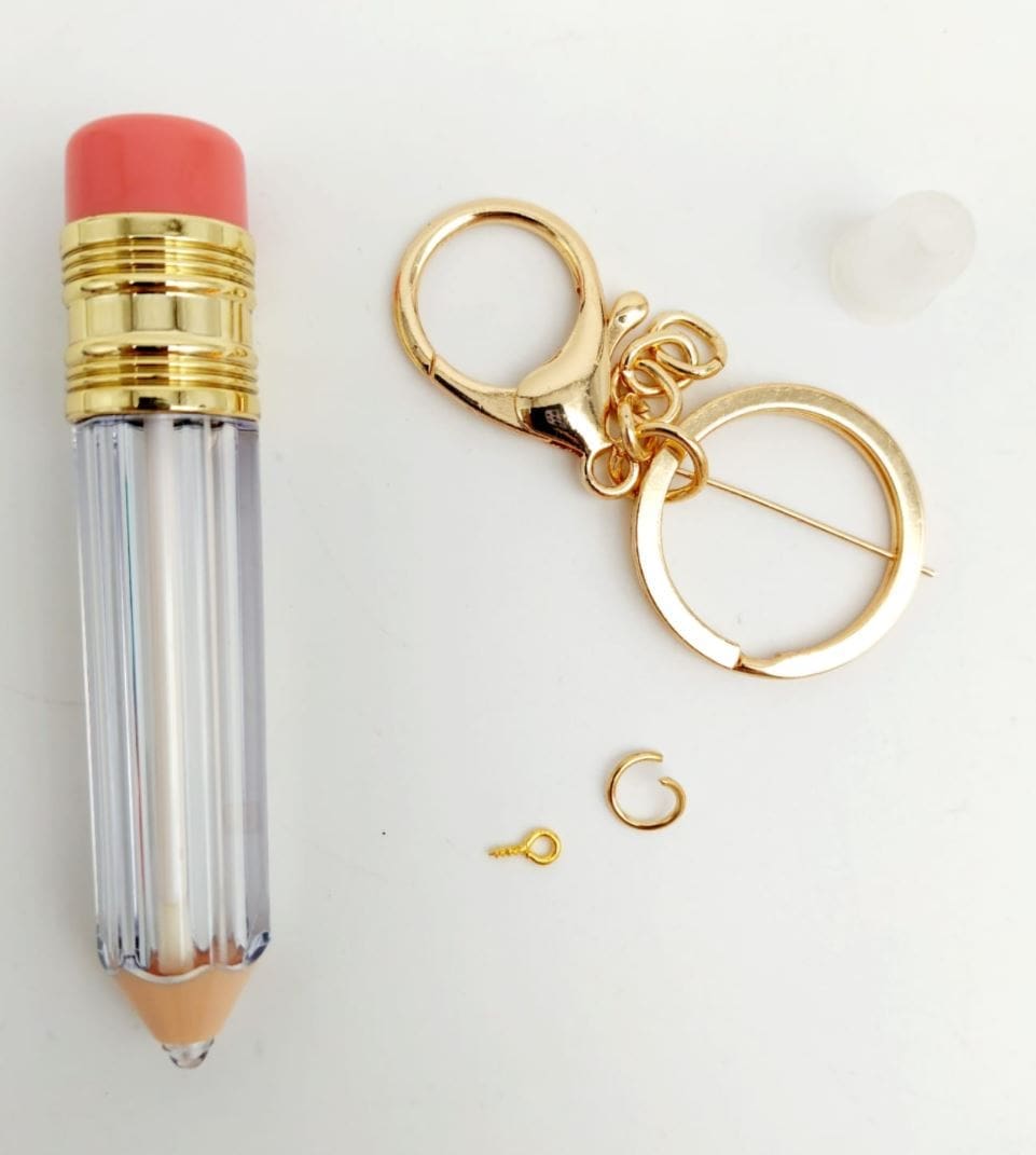 Pencillipgloss2 Keyrings : DIY Pencil Holder Keychain or Just the Pencil Lipgloss Container