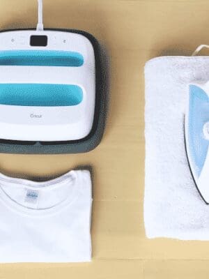 2002039 : Cricut Glitter Iron : On 12X19'' (Gold) (Maker / Explore)