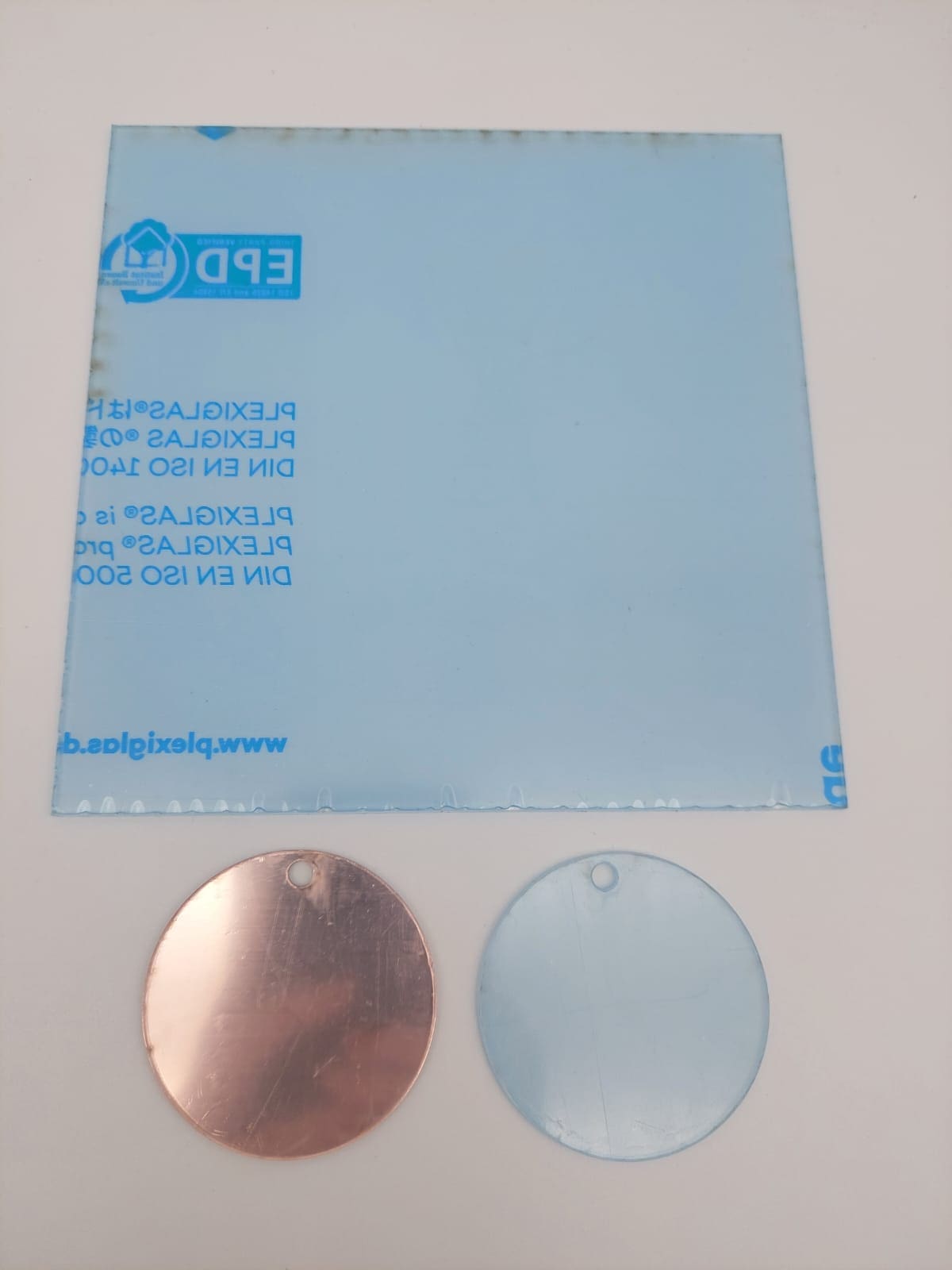 Acrylic Shapes : 2mm Thick for Engraving with Cricut Cutter