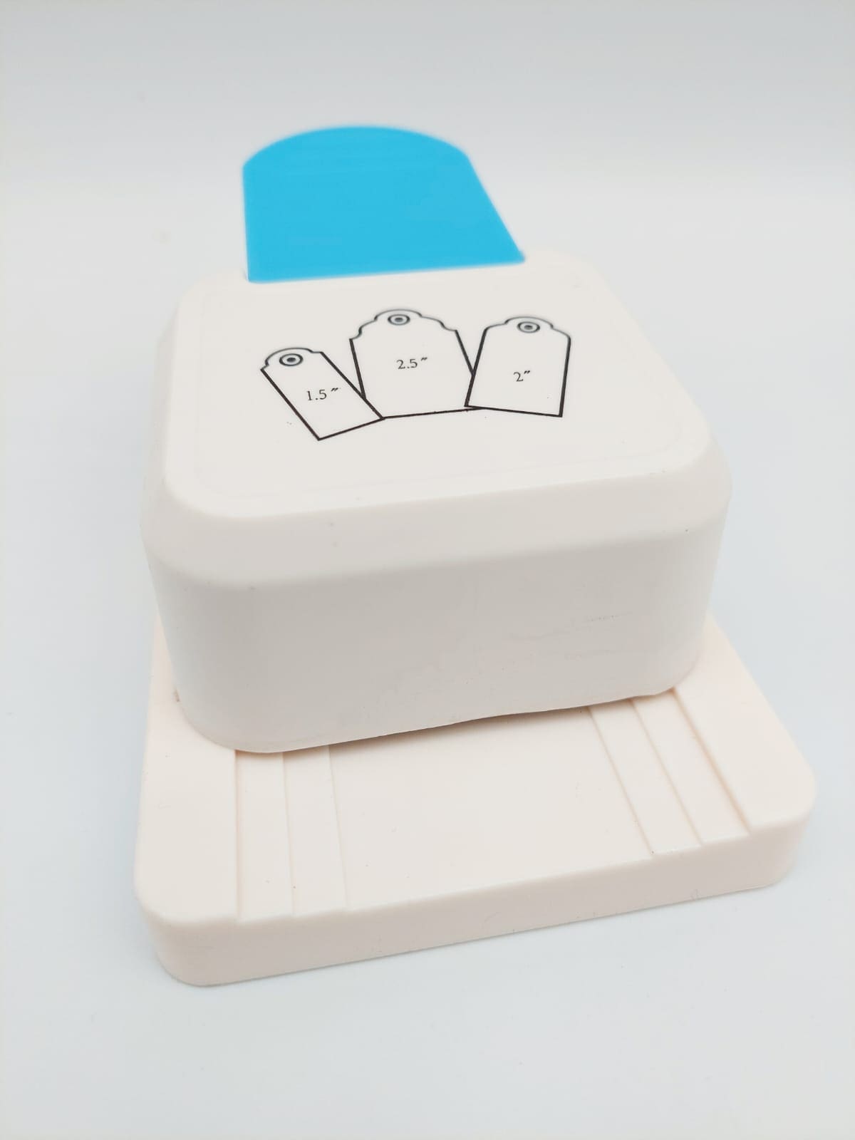 Arts & Crafts : 3 In 1 Tab Punch (Curved)