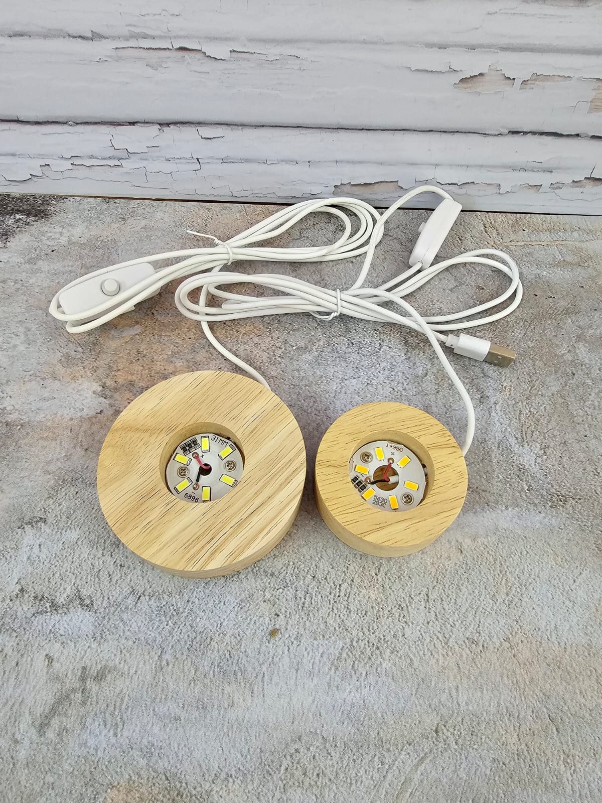 Resin & Epoxy : Wooden Base Round Lights