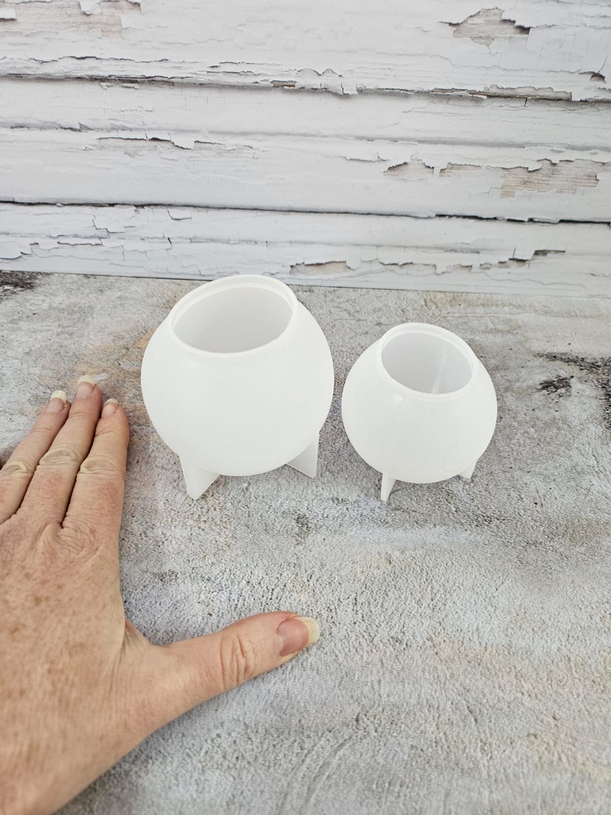 Resin & Epoxy : Sphere Silicone Moulds
