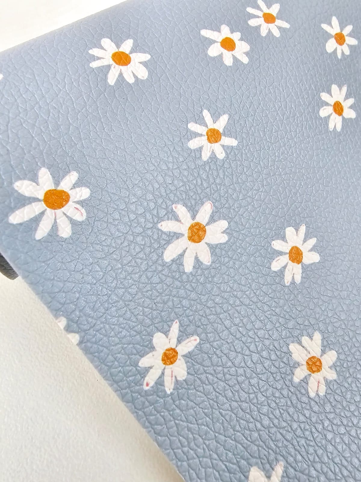 Faux Leather : 1 Piece Daisy Me Pretty (DA1)