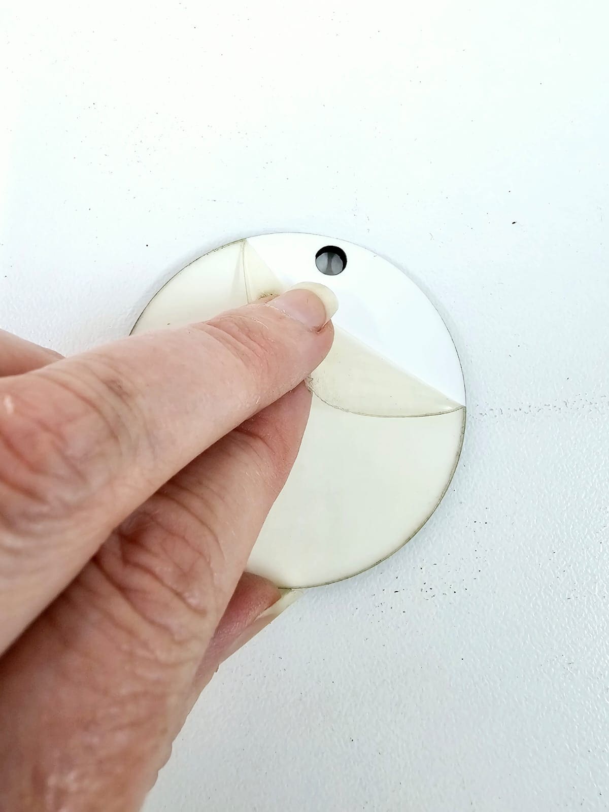 Laser Sublimation Blanks : Super Glossy 3mm Single or Double Sided Sublimation MDF 4,5 & 6cm Disc + 30mm Silver Split Keyring