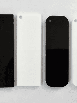 Laser Acrylic Shapes : 3mm BLACK or WHITE Tag (number plate) Keychain (Square & Round)