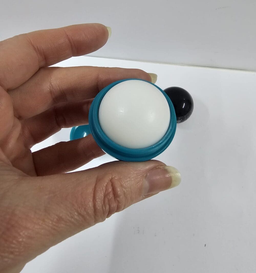 Vinyl & UV Stickers : Round Coloured Lip Balms (IDEA-5273)