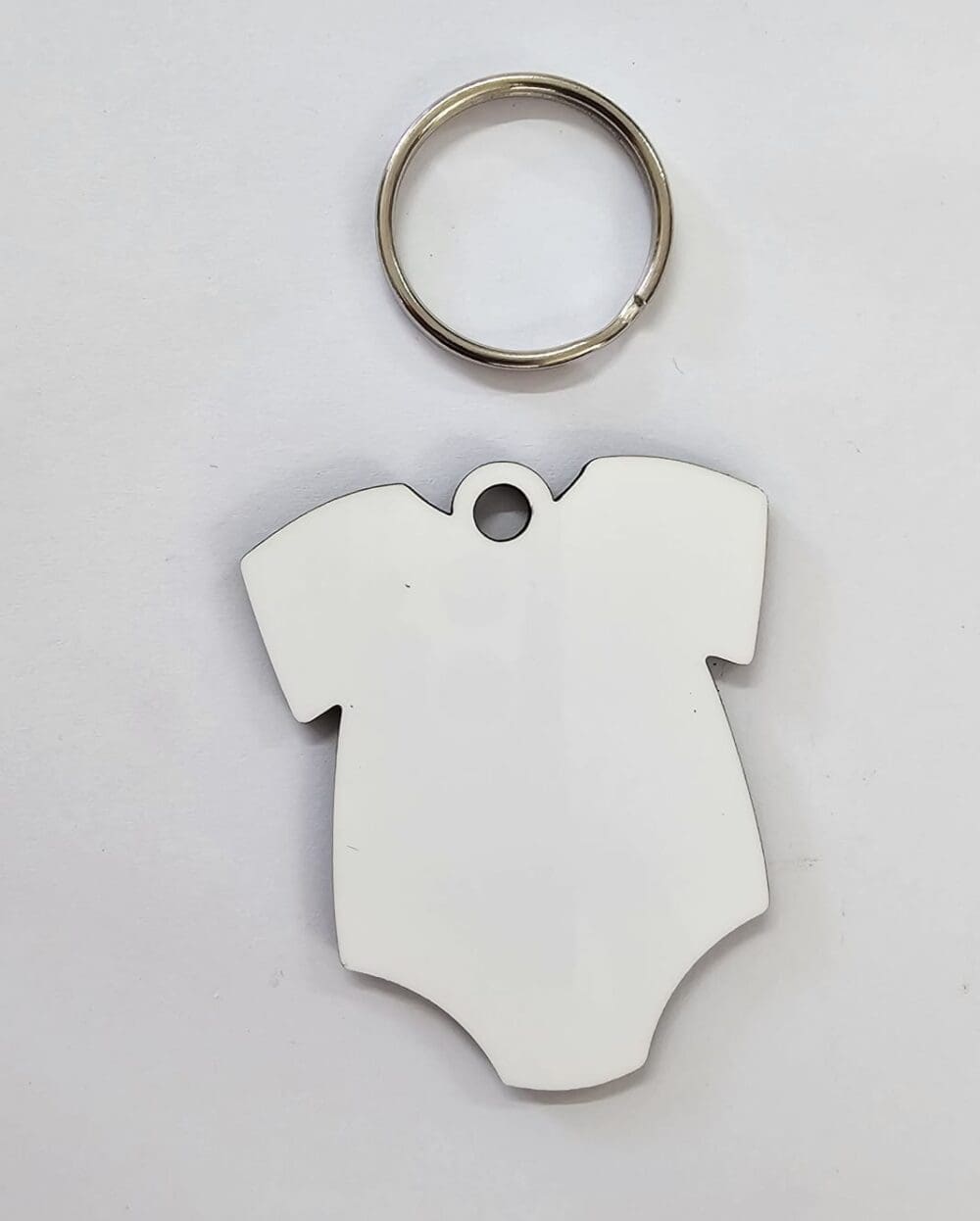 Laser Sublimation Blanks : Super Glossy 3mm Single or Double Sided Sublimation MDF Babygrow/Romper Onesie Keychain + 30mm Silver Split Keyring