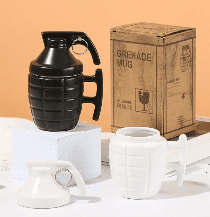 Limited Edition :  Novelty 12oz Black Ceramic Grenade Mugs With Lid