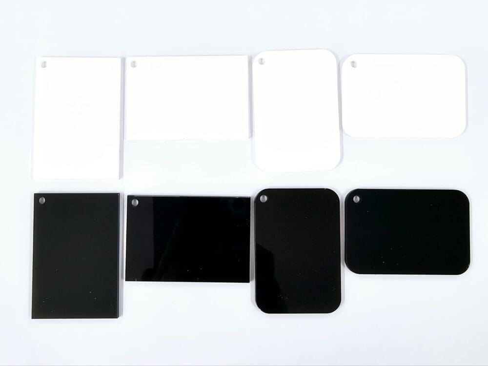 Laser Acrylic Shapes : 3mm BLACK or WHITE RECTANGLE Portrait or Landscape Acrylic, Disc (5 & 6cm) + 30mm Silver Split Keyring