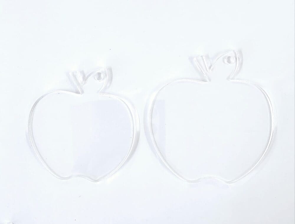Laser Acrylic Shapes : CLEAR Apple Acrylic, Disc + 30mm Silver Split Keyring (1.5, 2, 3 & 5mm)