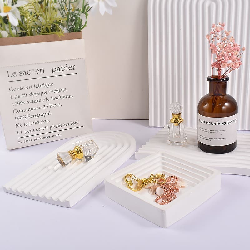 Silicone Moulds : Various Sized Wave Shaped Silicone Moulds Trays