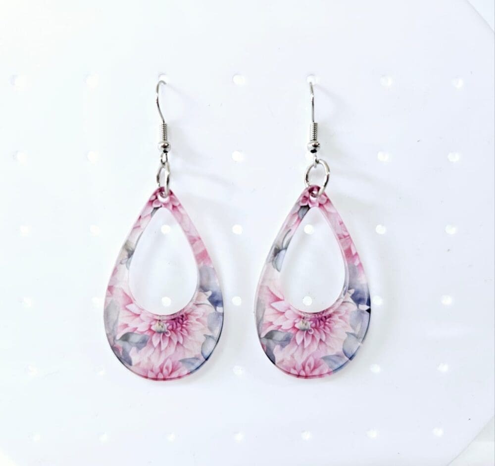 Hollow Tear Drop Earring EARR2b Laser Sublimation Blanks : (EARR2) 3mm Blank Subli Acrylic Hallow Tear Drop Earrings + attachments