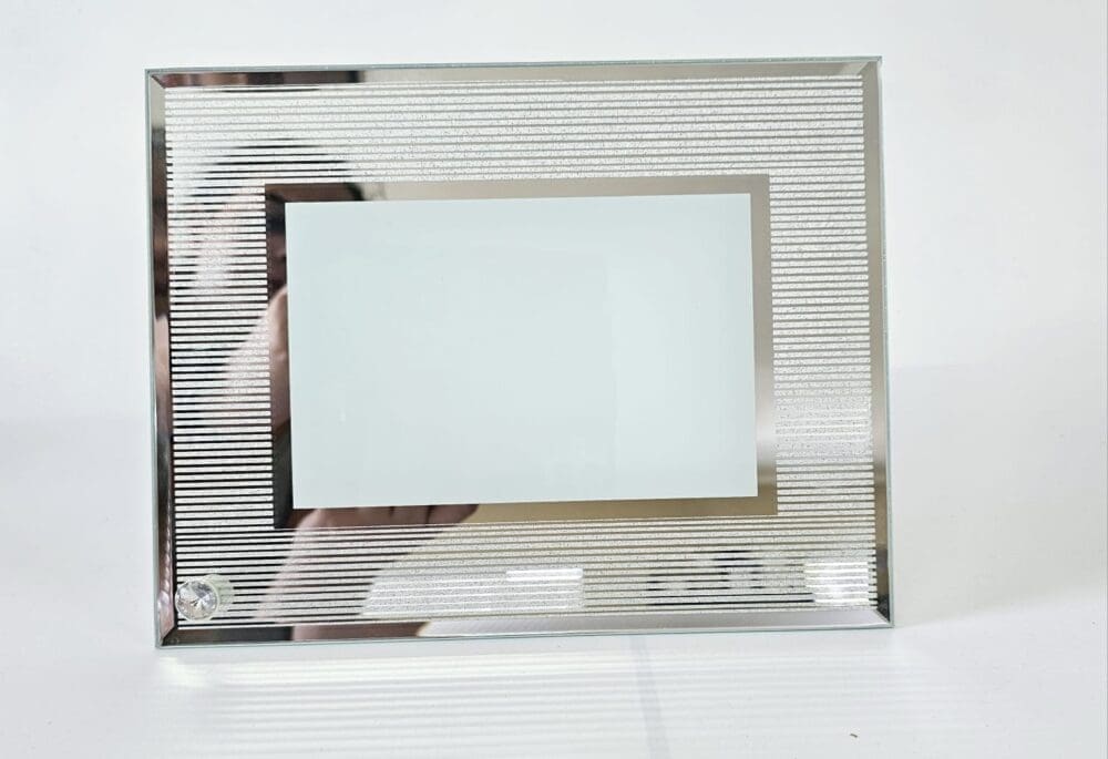 Sublimation Blanks : Glass Photo Display With Silver Glitter Frame (23 by 18cm)