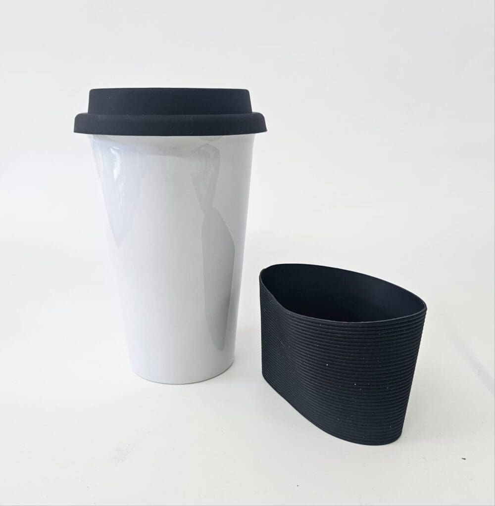 15oz Ceramic Latte mug with grip Sublimation Blanks : 15oz Ceramic Latte Mug (With Silicone Black Lid) (TTX)