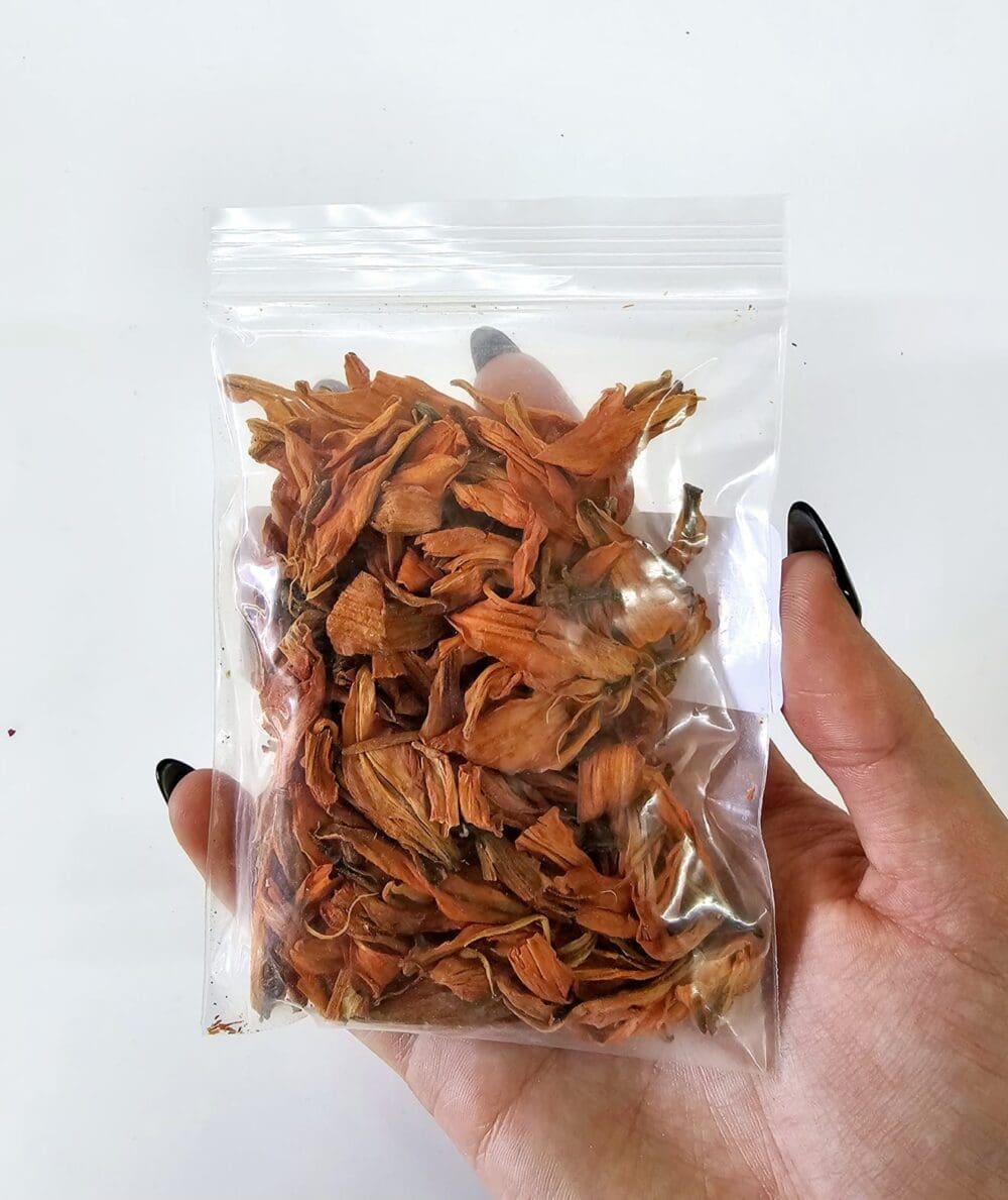 Epoxy, Soap & Candle Art : Lily Flower in a bag  (DF10)