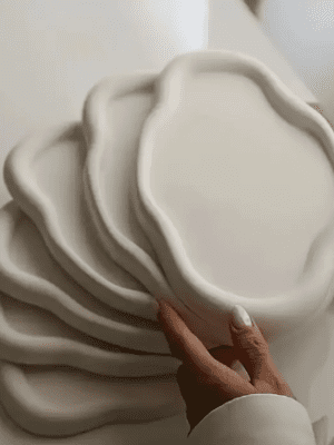 Silicone Moulds : Large Irregular Oval Silicone Resin Tray Mould (LirrO)