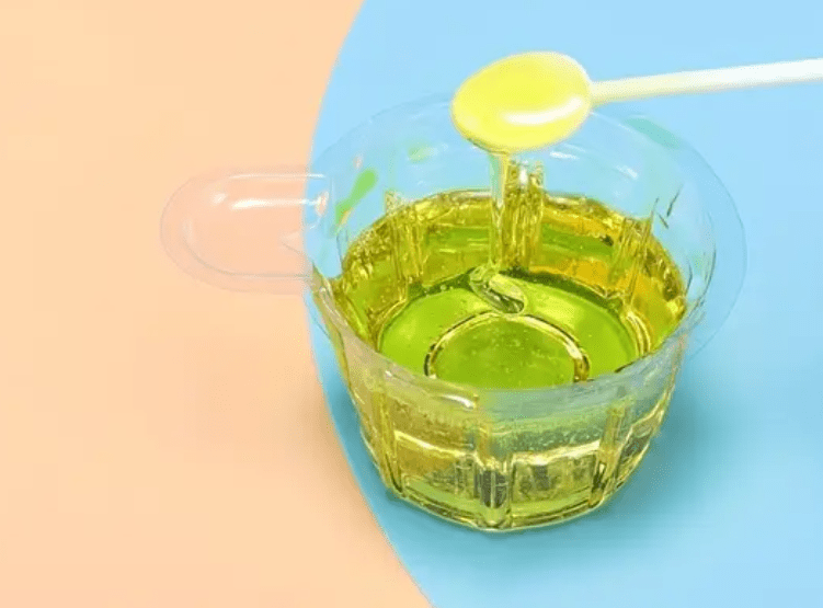 Arts & Crafts : Colourful Plastic Mixing Sticks (Pack of 5)