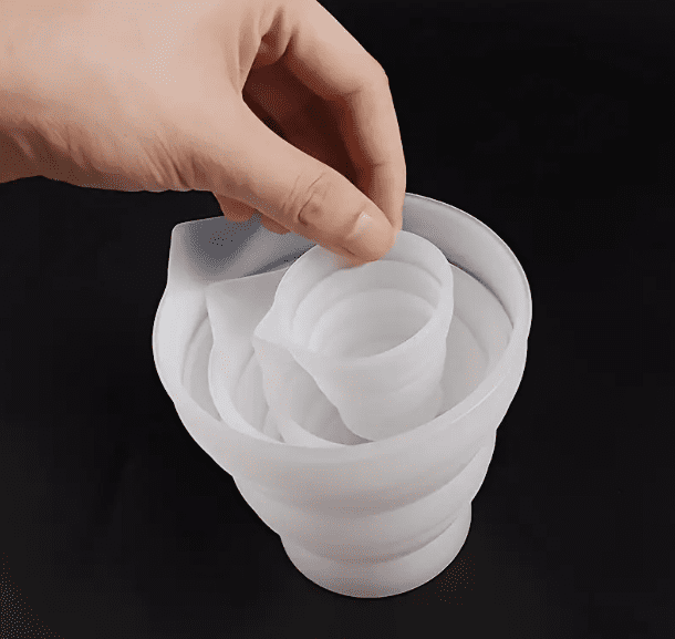 Arts & Crafts : Foldable Silicone Measuring Cups (250ml & 500ml)