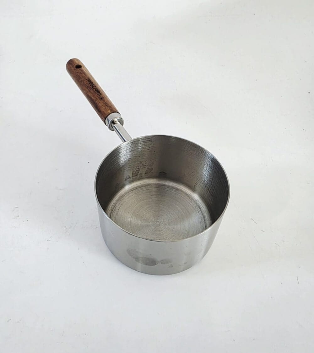 Arts & Crafts : 250ml Stainless Steel Measuring Cup with Wooden Handle
